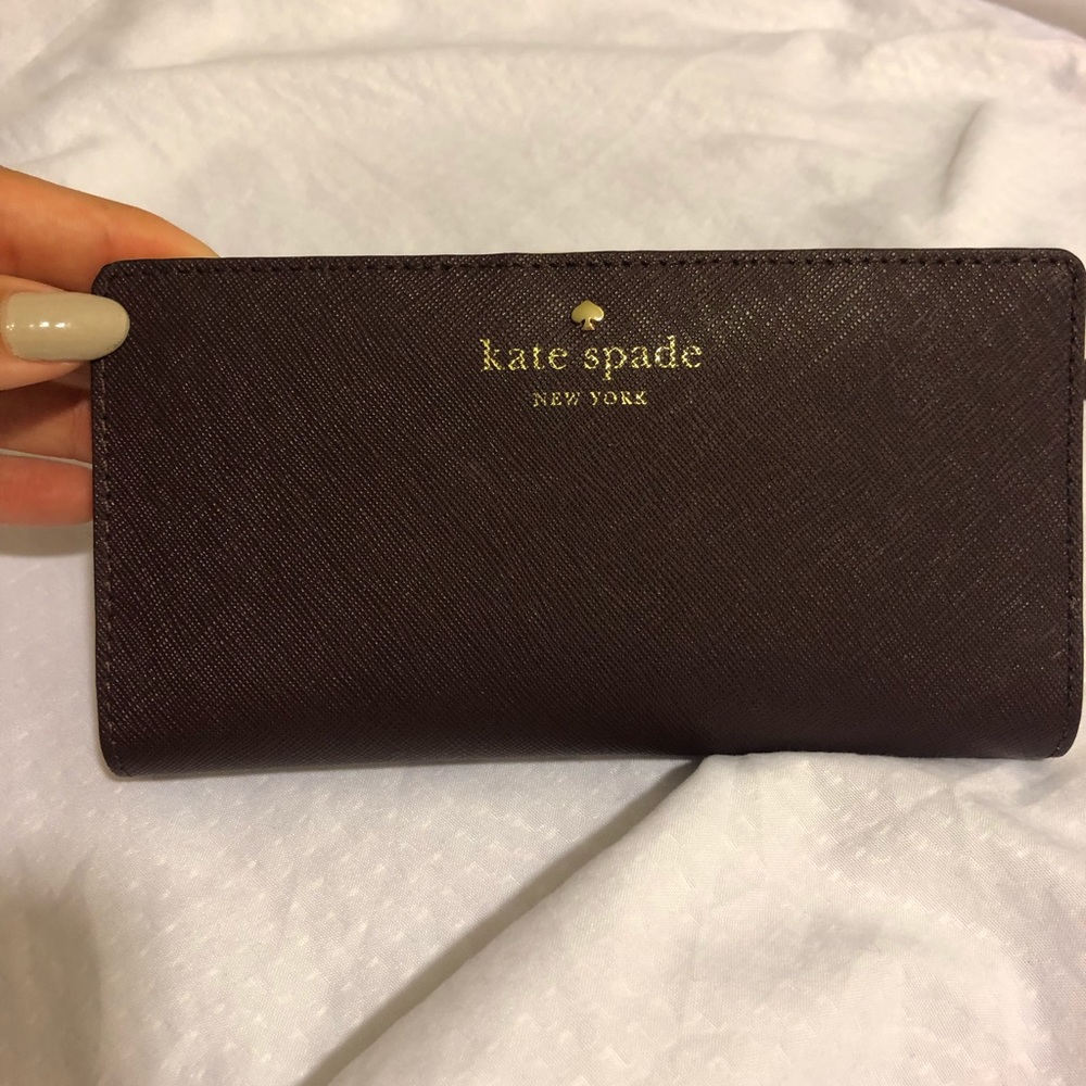 Kate Spade wallet 😍